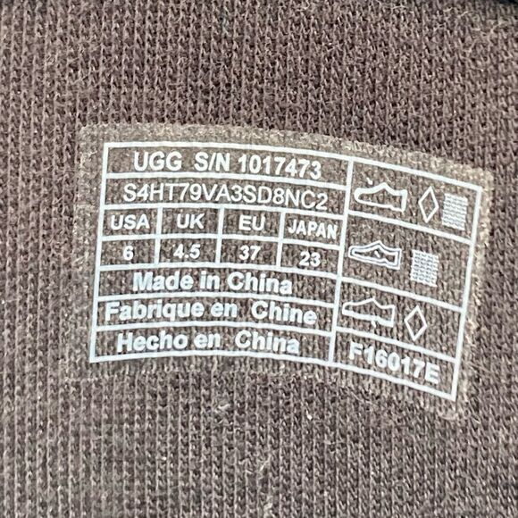 UGG Wet Weather Boots - Picture 13 of 13